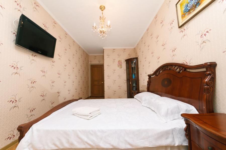 Apartment On Volodymirska 73 Street Kiev Luaran gambar