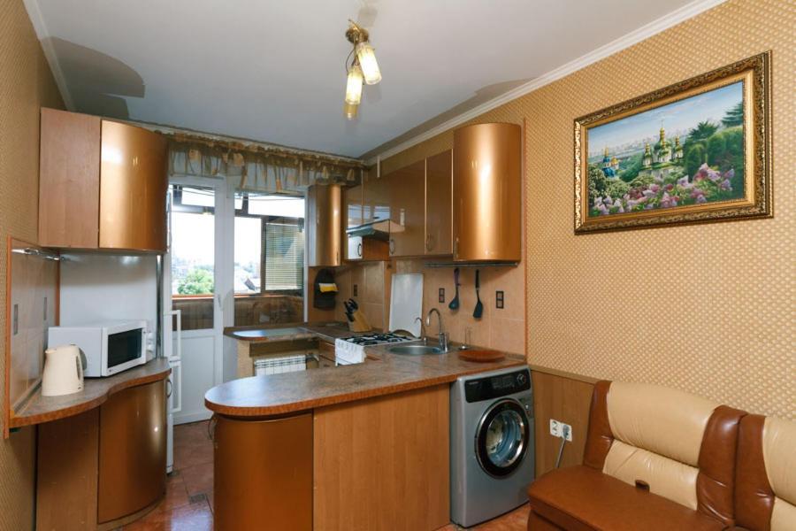 Apartment On Volodymirska 73 Street Kiev Luaran gambar